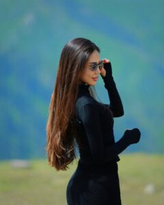 Julia - Gallery Image 32