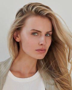 Carin - Gallery Image 3