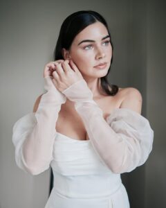 Luna - Gallery Image 2