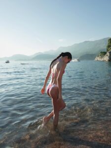 Amelia - Gallery Image 6