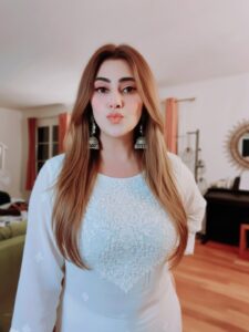 Polina - Gallery Image 1