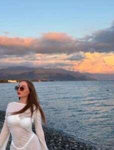 Anastasia - Gallery Image 11