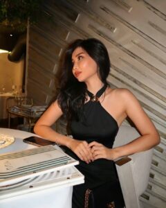 Mary - Gallery Image 17