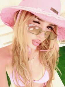 Olena - Gallery Image 32