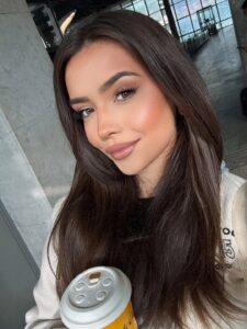 Julia - Gallery Image 10