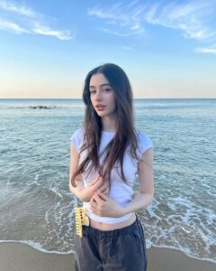 Dasha Taran - Gallery Image 27