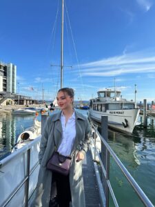 Alice - Gallery Image 9